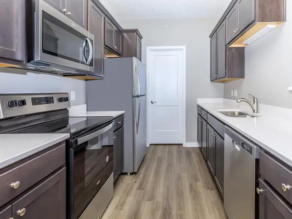 Springhill Ridge Apartments