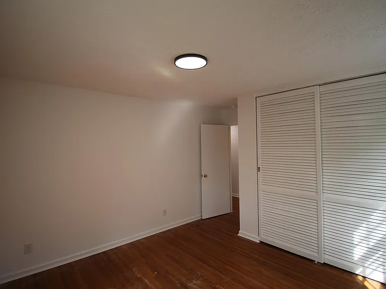 2015 Garden Springs Dr — Photo 8