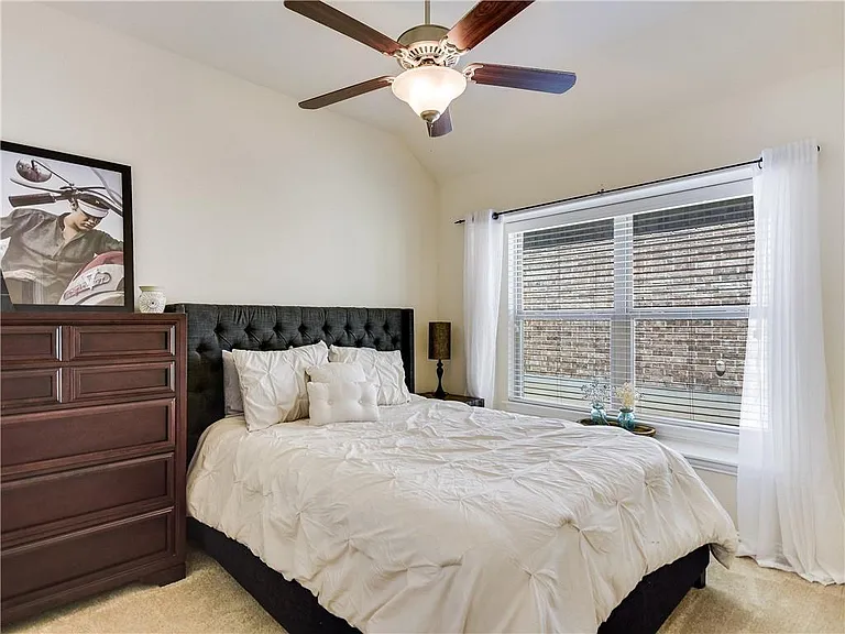 701 Cardenas Ln — Photo 16