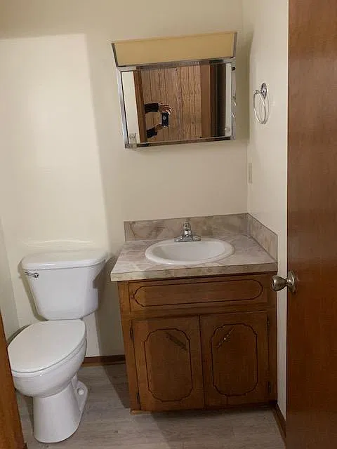 1/2 Bath