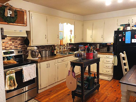 4th image of 501 E Franklin St