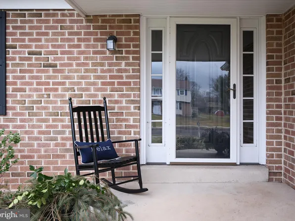 1626 Hedgewood Rd, Hatfield, PA 19440