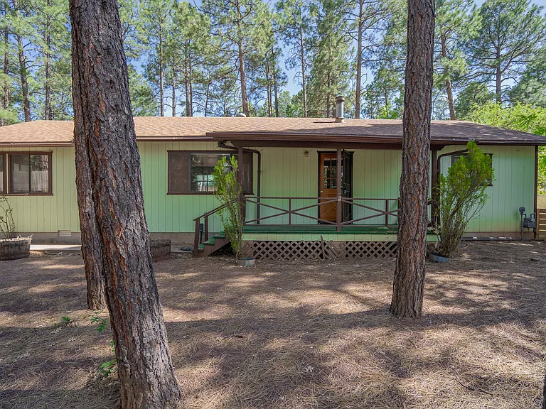 5383 Glenwood Ln — Photo 4