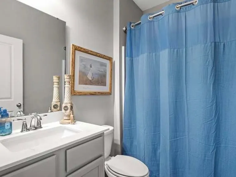 542 Hay Hill Ln — Photo 16