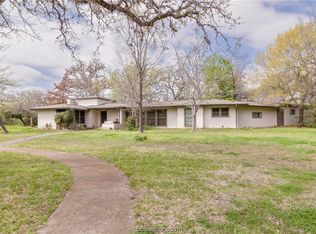 604 Hensel Ave, Bryan, TX 77801