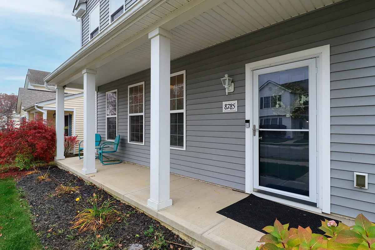Building Photo - 8785 Olenmead Dr