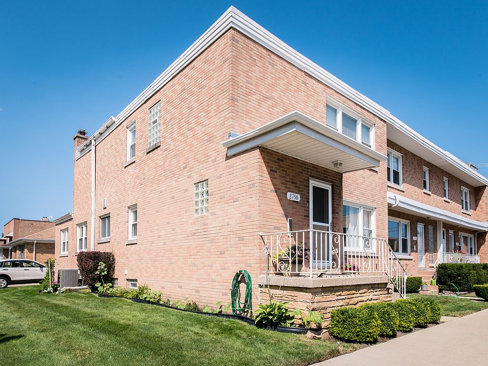 1st image of 2756 W Balmoral Ave #0
