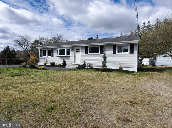 1404 Red Feather Trl, Browns Mills, NJ 08015