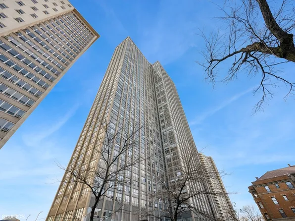 655 W Irving Park Rd APT 2903, Chicago, IL 60613