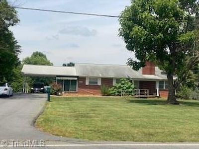 361 Mountain View Rd, King, NC, 27021