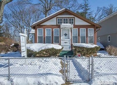 1st image of 24 Voshage St