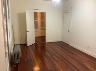 53 Van Buskirk Rd APT 1B, Teaneck, NJ 07666