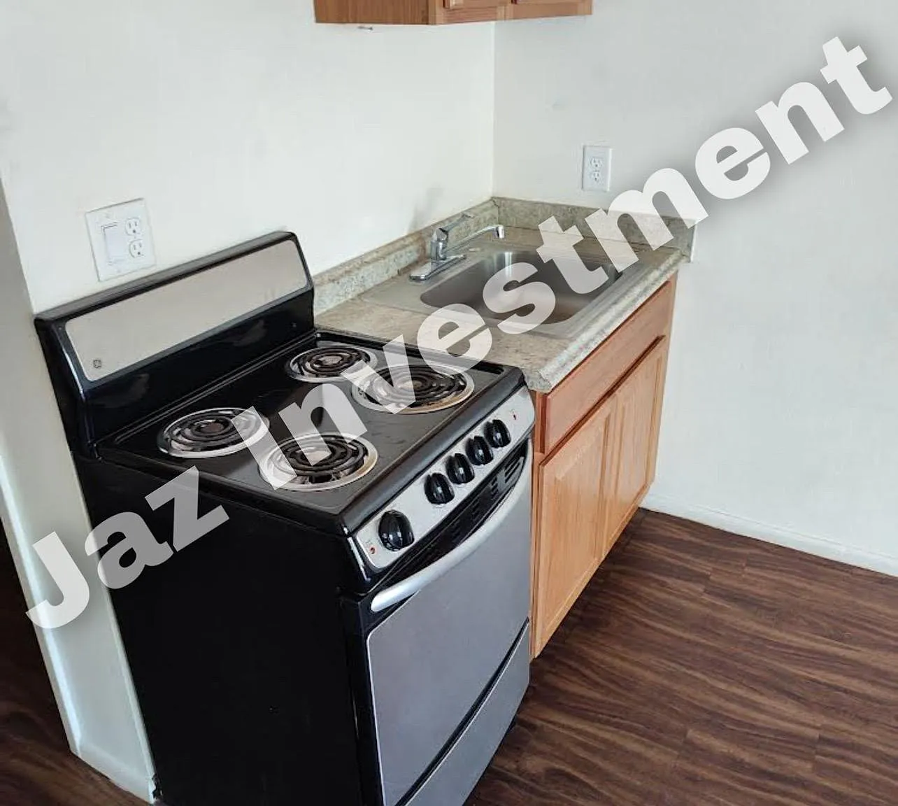 Studio, 400 sqft, $850 — Photo 3
