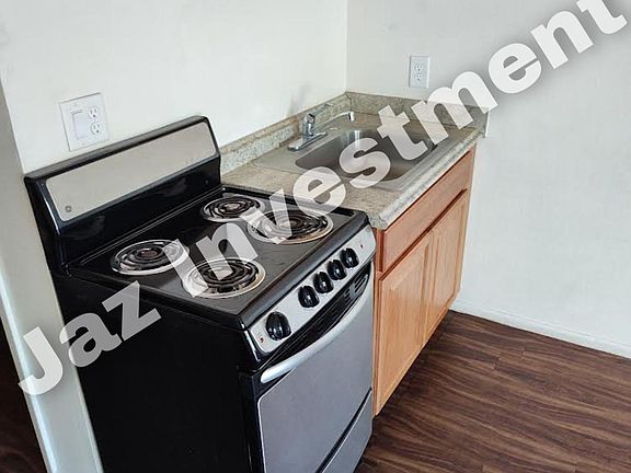 3rd image of 616 N San Marcos Dr #5