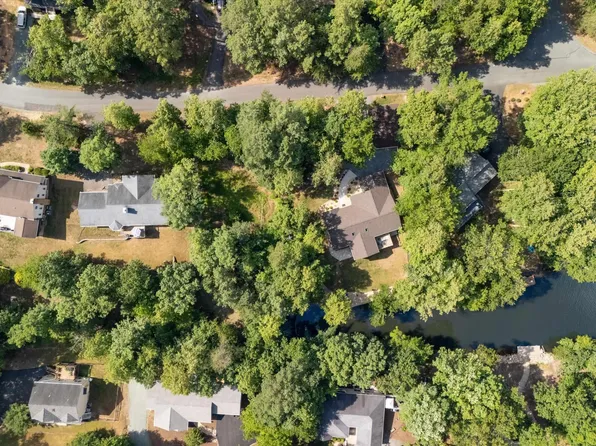 13 Laguna Rd, Palmyra, VA 22963