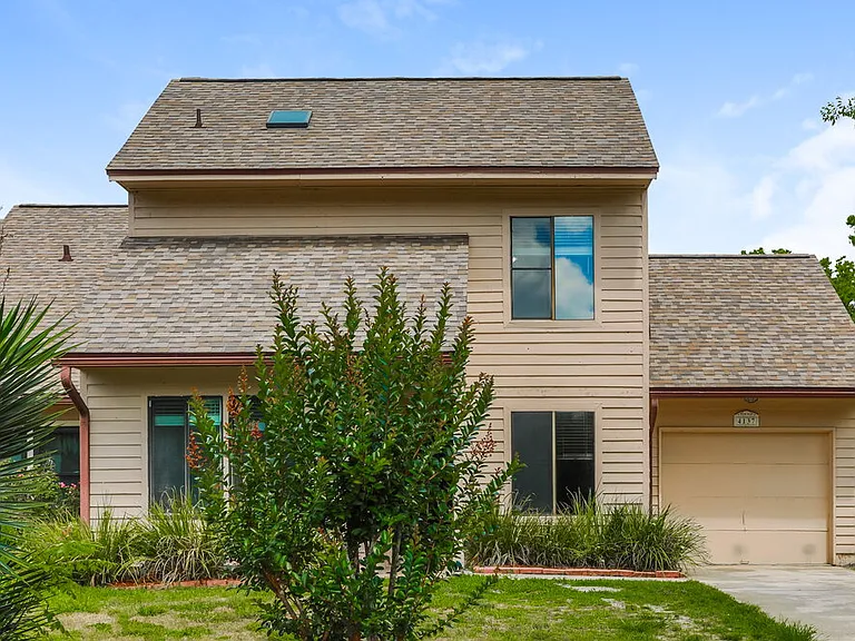 4137 Rollingwood Ct — Photo 1