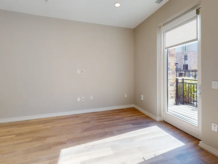 The George Apartments — Photo 50
