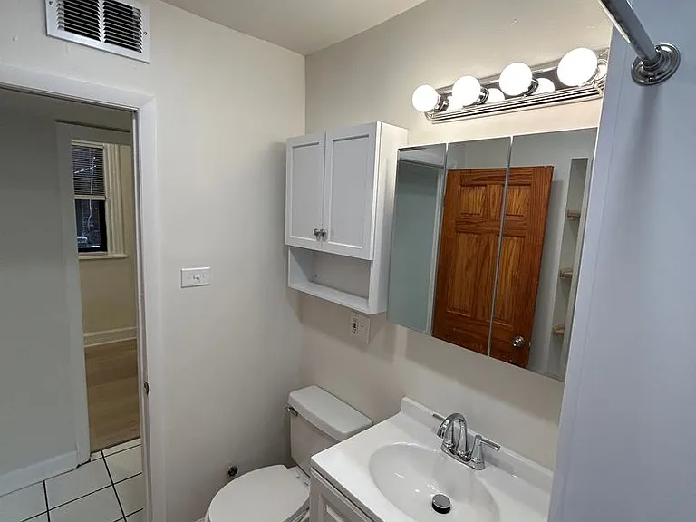 725 S Loomis St — Photo 21
