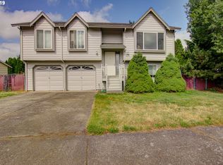 917 NE 199th Ave, Portland, OR 97230