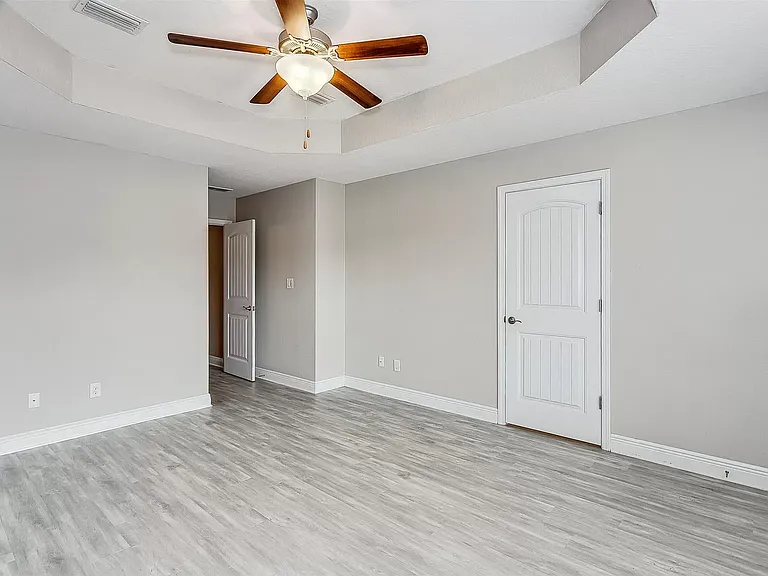 3821 Weatherstone Cir — Photo 8
