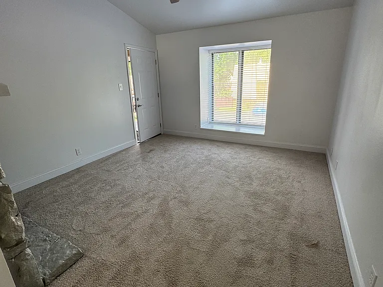 4336 E 67th St #689 — Photo 3