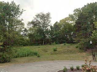 16600 Chestnut Glen Pl, Louisville, KY
