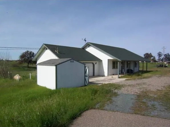 3170 Village Dr, Ione, CA 95640