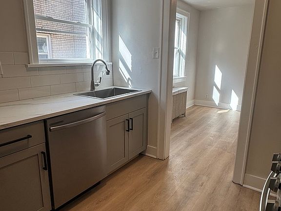 5th image of 2903 Voelkel Ave APT 6