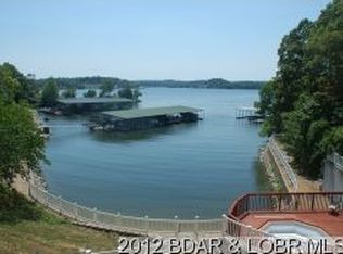 212 Northport Dr, Lake Ozark, MO 65049