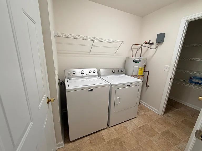 1409 Scarlett Way — Photo 15