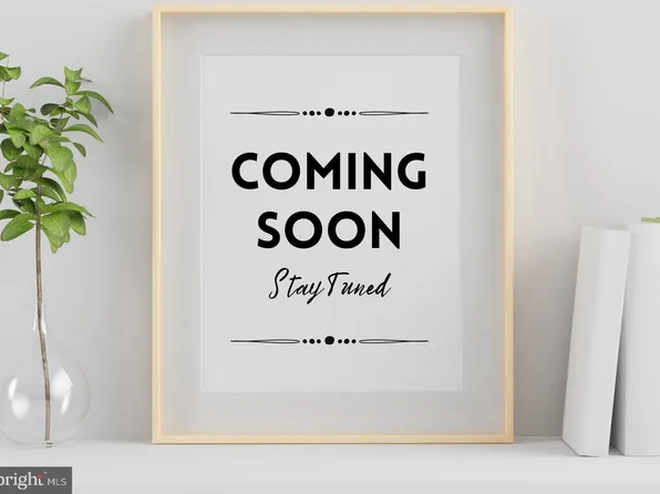 6760 Jenny Leigh Ct, Centreville, VA 20121