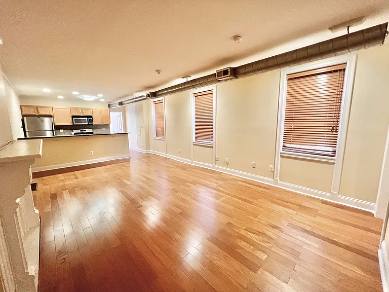 1526 Pine St #1B — Photo 33