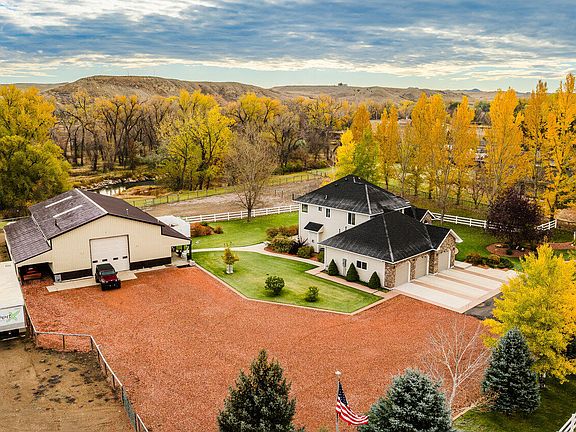 3rd image of 73 Decker Rd