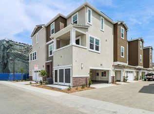 404 Lotus Dr, San Marcos, CA 92069
