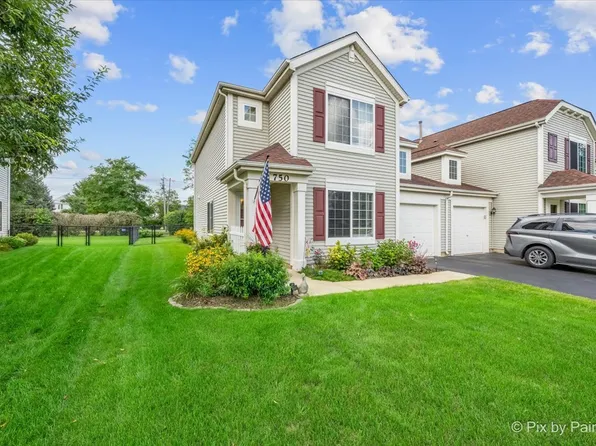 750 S Aldridge Ln, Round Lake, IL 60073