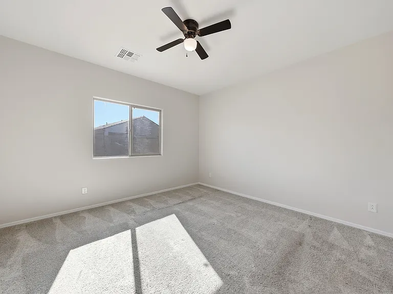 43721 W Acacia Ave — Photo 10