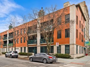 835 W Diversey Pkwy APT 3, Chicago, IL 60614
