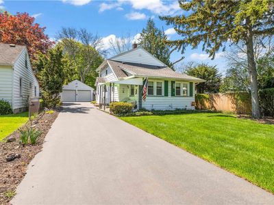 43 Cinnabar Rd, Rochester, NY, 14617