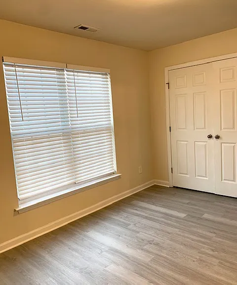 3857 Cary Glen Blvd — Photo 4