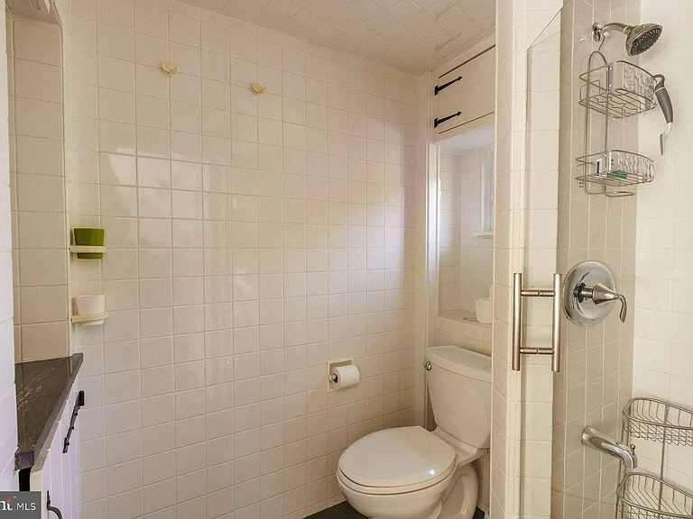 2943 Windy Bush Rd — Photo 24