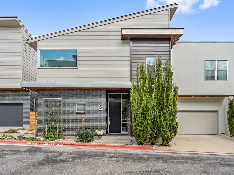 2105 Goodrich Ave — Photo 38
