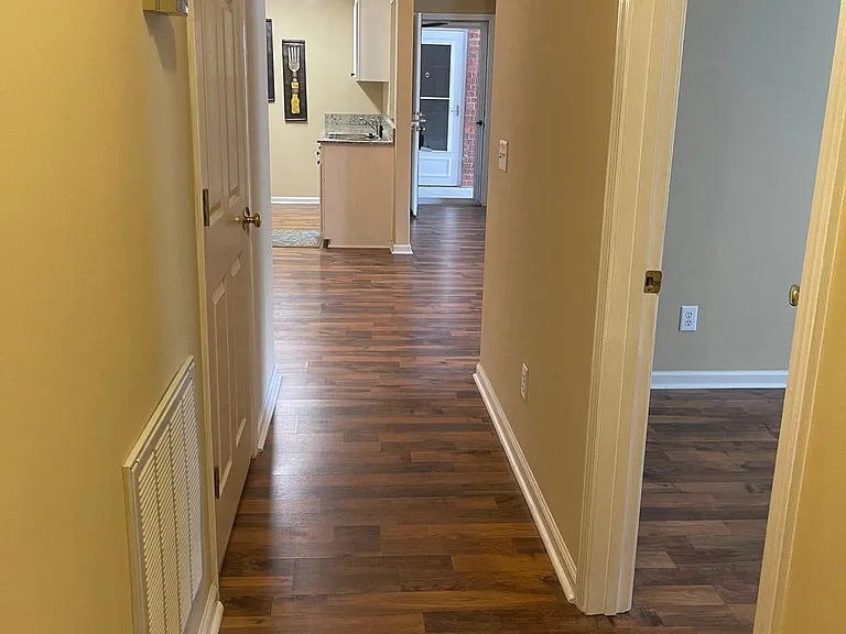 527 Third Loop Rd #E — Photo 3