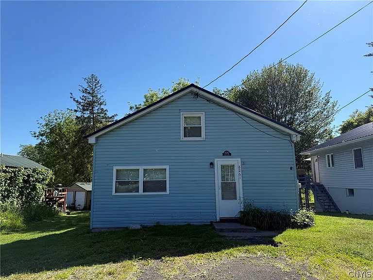 8261 Oswego Rd — Photo 1