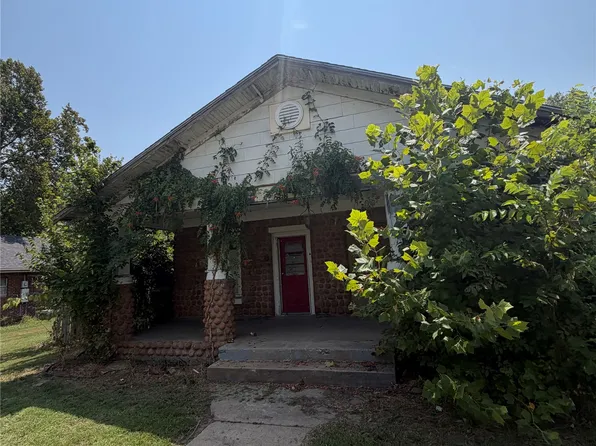320 W 4th St, Hominy, OK 74035