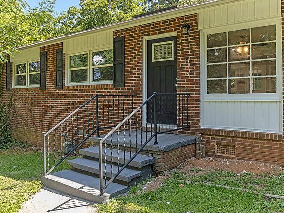 5th image of 202 Lakeview Dr