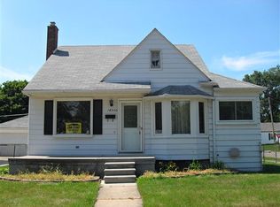 14900 Veronica Ave, Eastpointe, MI 48021