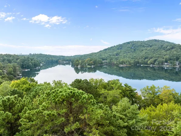 0 SE Shore Dr, Lake Toxaway, NC 28747