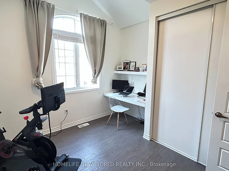 46 Major Cres — Photo 28