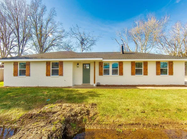 190 Saint Peter St, Raceland, LA 70394