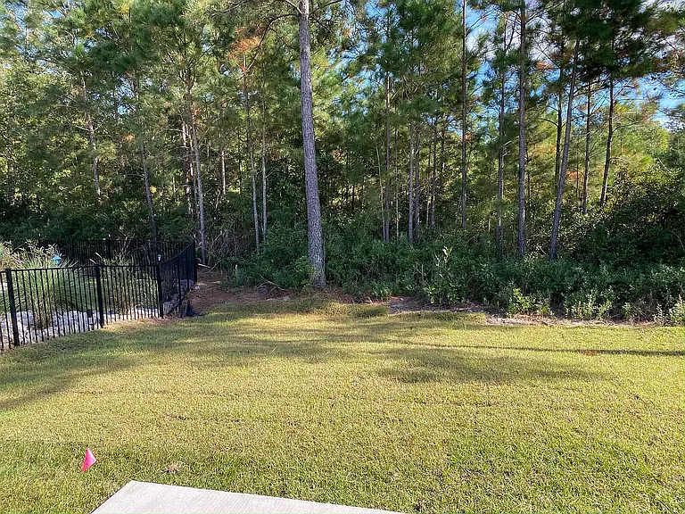 157 Las Palmas Dr — Photo 3